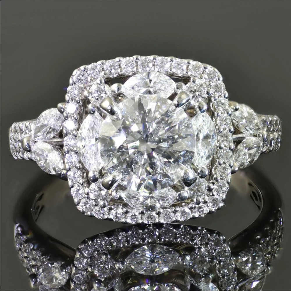 New Luxury 925 Silver square cut Diamond Ring 💍 - Picture 2 of 3